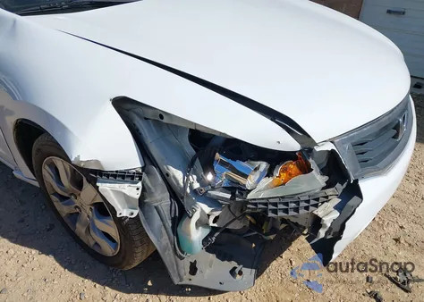 2010 Honda Accord 2.4 Ex-L из США, поврежденный, VIN 1HGCP2F8XAA077473